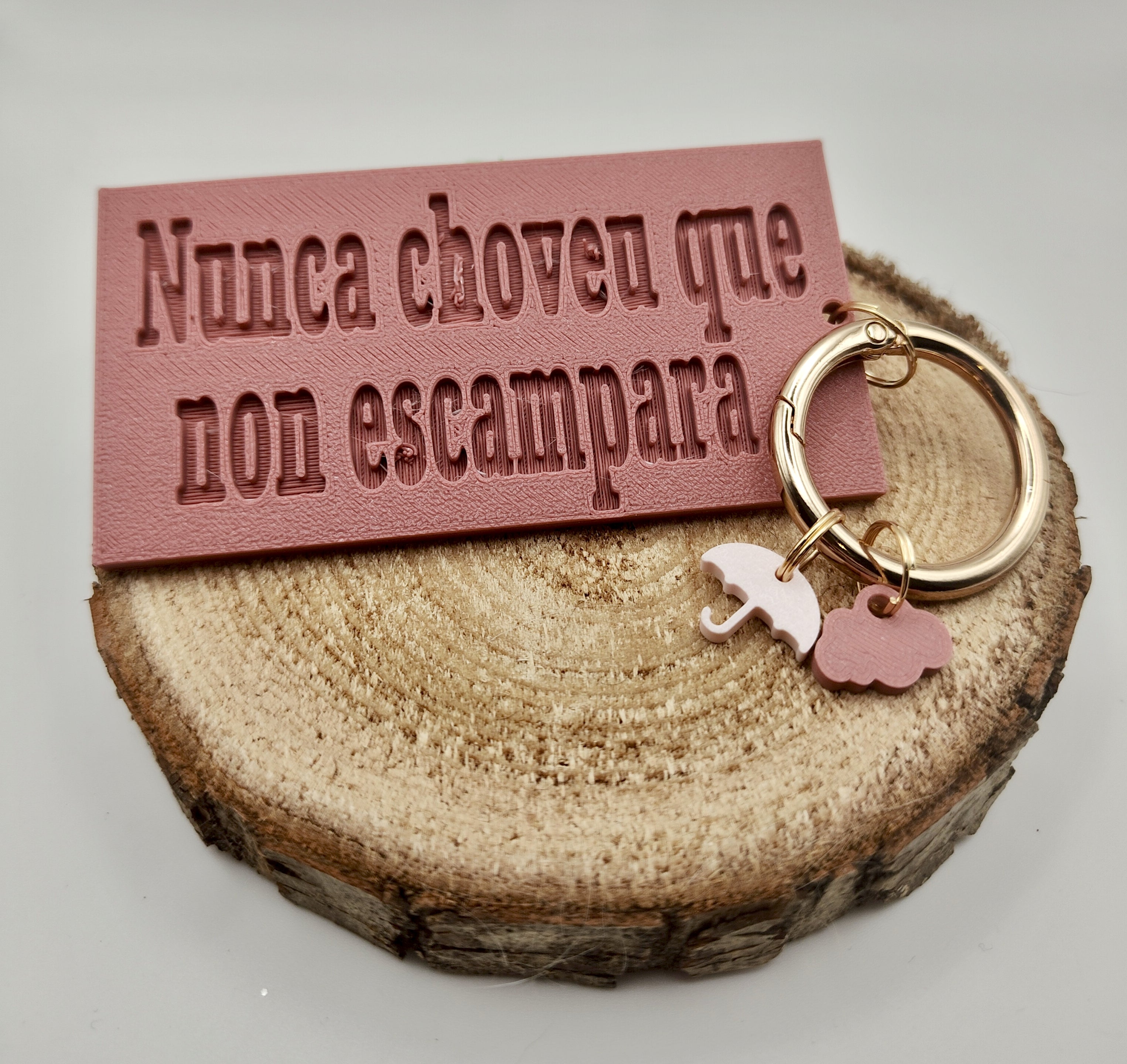 Llavero - Nunca choveu que non escampara